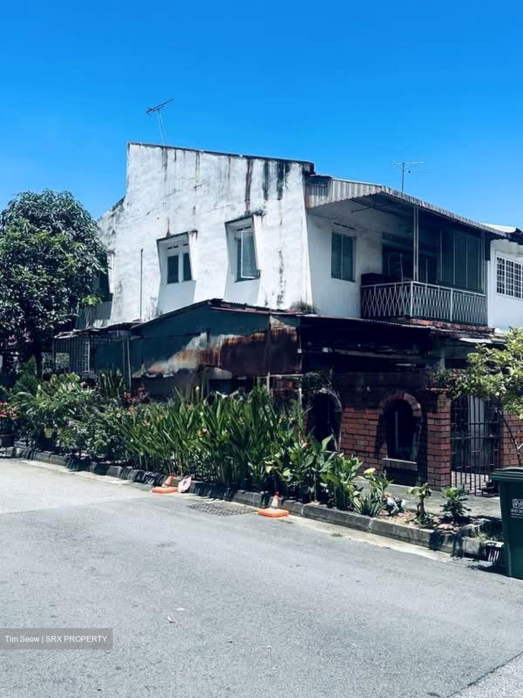 Lorong J Telok Kurau (D15), Terrace #571770421